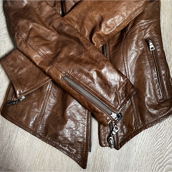 Danier leather jacket - Picture 2 of 7